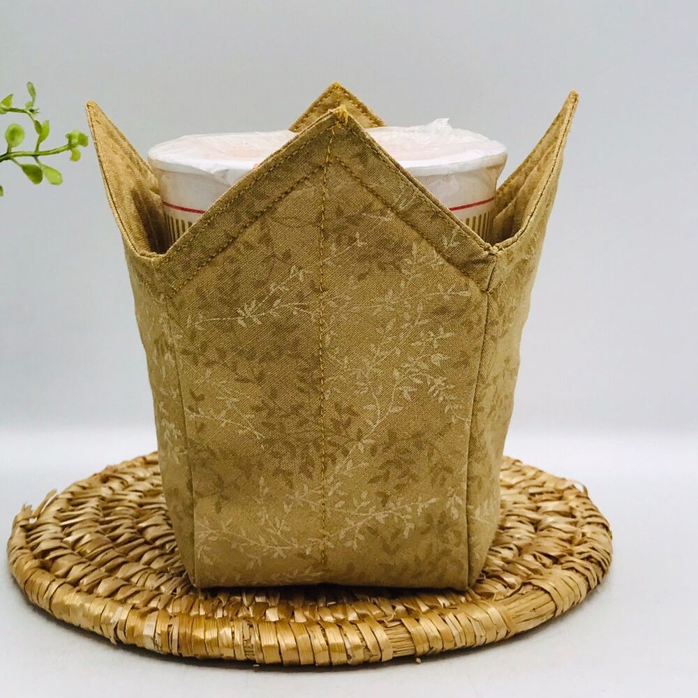 Microwave Pint Size Cozy for Noodles, Oatmeal, Stir Fry, Ice Cream, Neutral Ivy